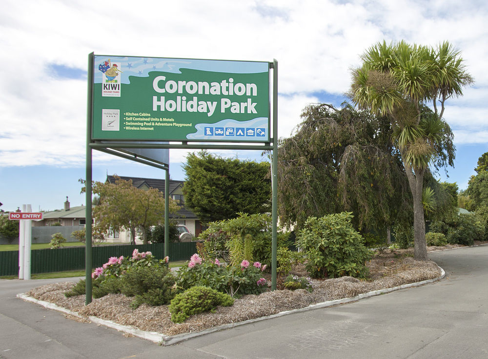 Coronation Park Holiday Park Ashburton Bagian luar foto